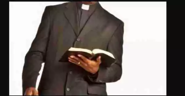 Suit For Pastor, Cooler Of Rice, Crates Of Drink & More: See List Of Items A Nigerian Church Gave Intending Couples